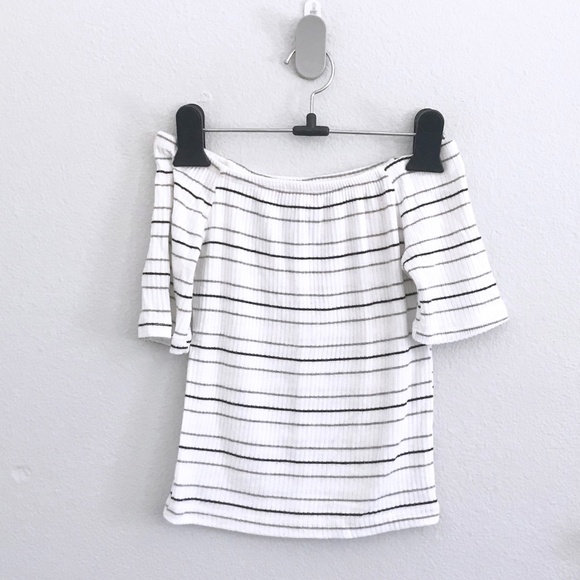 NBTRENDY Off the Shoulder Top - Picture 2 of 3